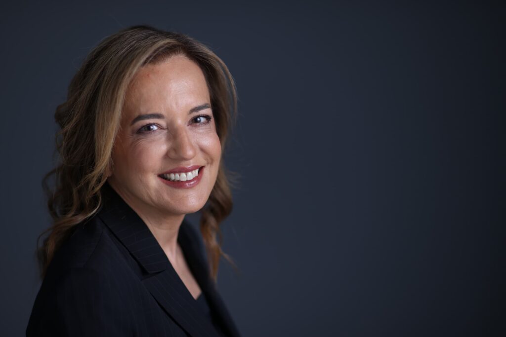 Katherine Delikoura 1