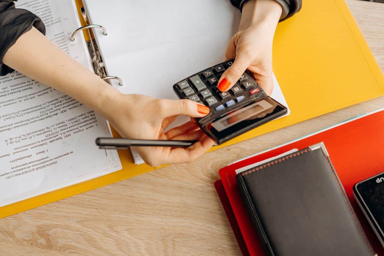 Why Every Growing Business Eventually Needs a Business Accountant