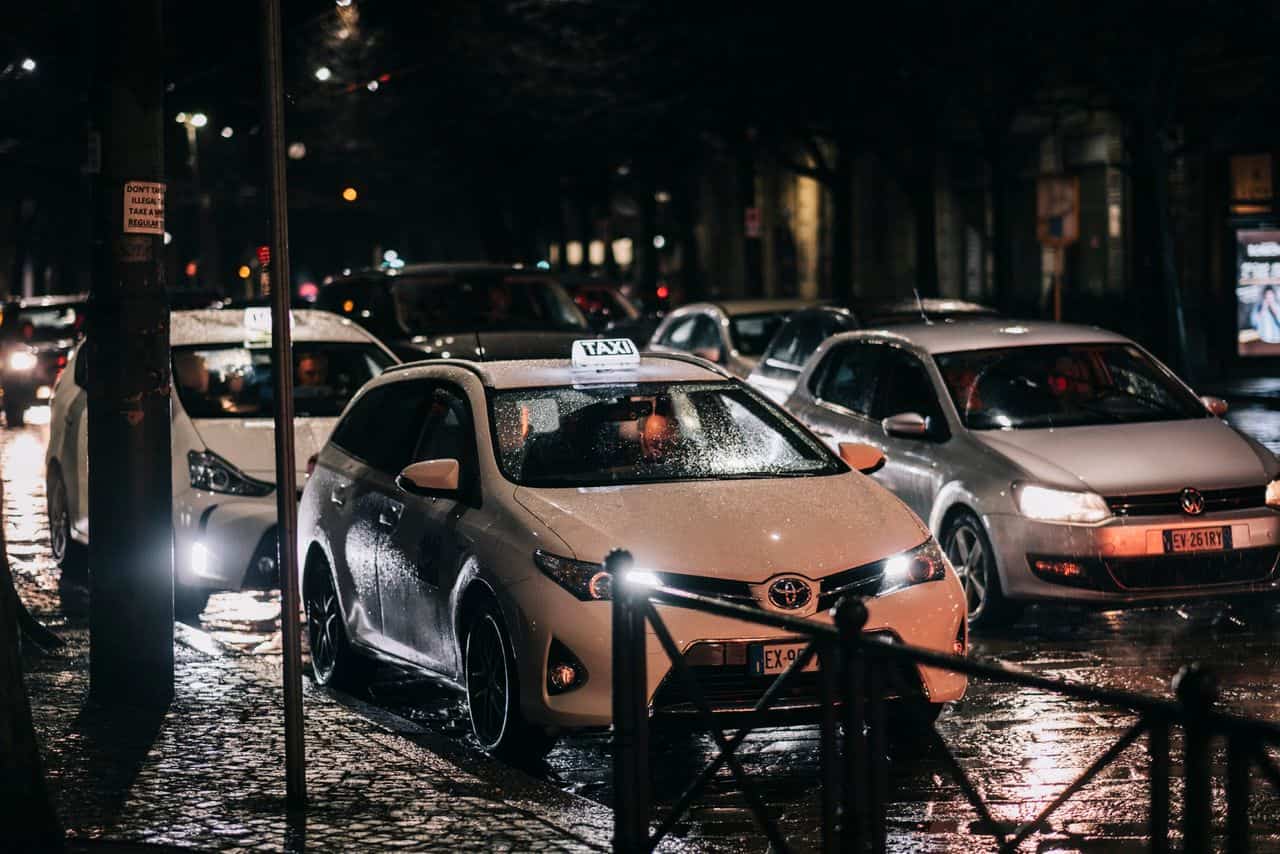 Taxi