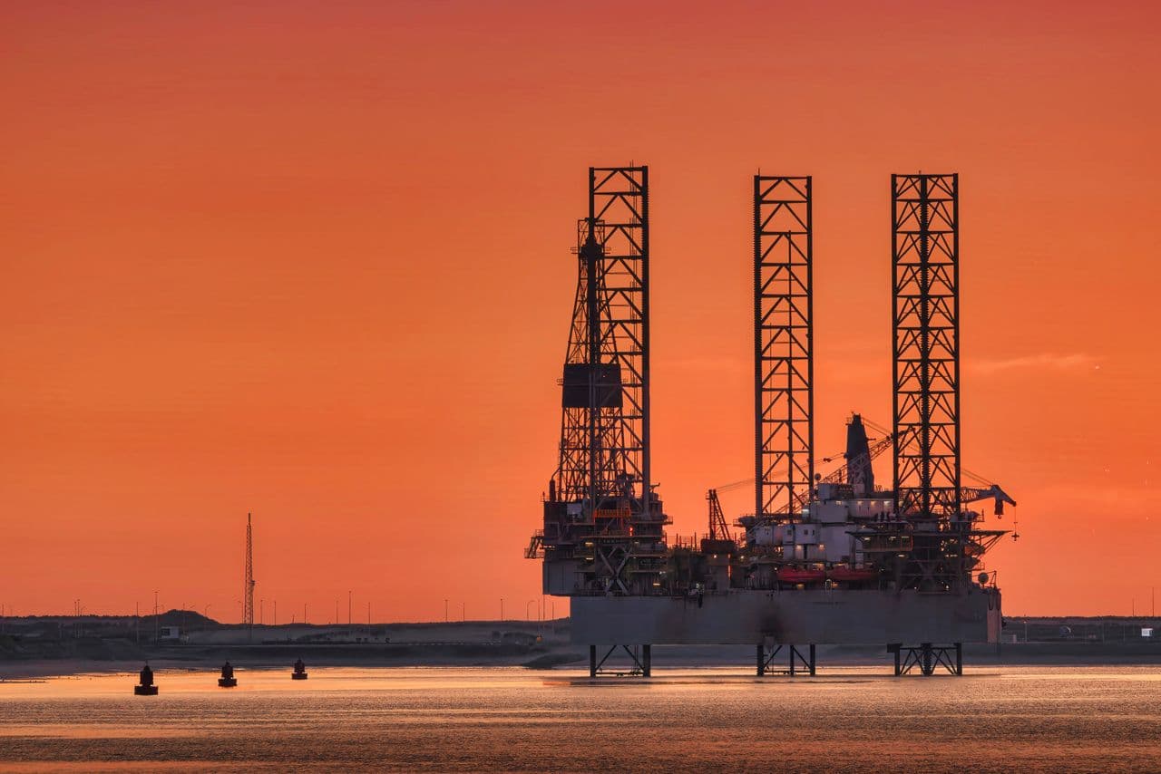 How Mineral Management Helps Protect Oil and Gas Investments from Financial Risks